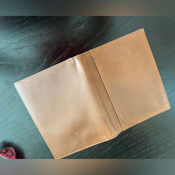 J.CREW Men's Leather Passport Case Holder Tan Brown - Picture 7 of 11